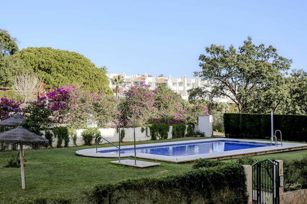 Apartment Aguila Real Sitio de Calahonda Szoba fotó